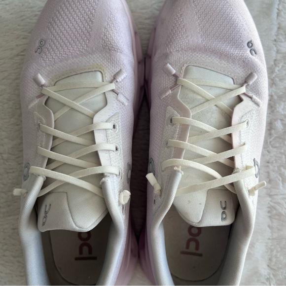 💗On Running CloudTec Light Pink White Athletic Running Shoes Women’s Size 8 - Picture 10 of 13